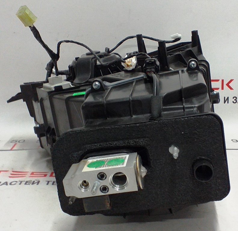 14 Ensemble poêle arrière Tesla modèle X 1023883-00-J